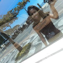 ,  ela mesma ' haha .