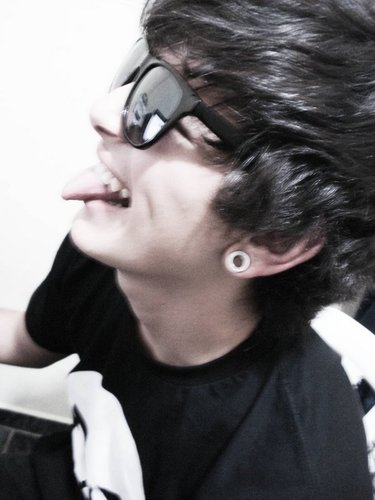 lucasssssx's profile picture. Sou idiota, mais sou um cara maneiro kkk! irmão da @camila_estacia e ela é chata pra caralho! s2