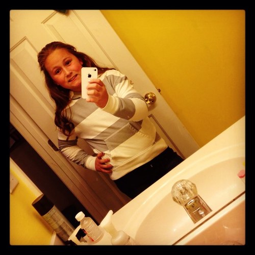 kaleighdawn12's profile picture. Softball is my thang! Pitcher and 2nd base are the positions BMCMS❤ Takenn(: