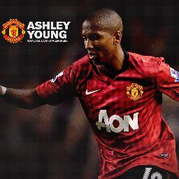 ASHLEY SIMON YOUNG | Lahir dan dibesarkan di Hertfordshire Inggris, 9 Juli 1985 | 18 #MUFC #GGMU
