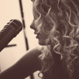 @taylorswift13 I love to the moon and back
