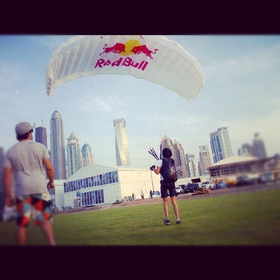 18Years Old Skydiver and football freak! Love hanging out ! And my passion is to be the best , A big Fan Of Ronaldo Luis N Follow me to know me more!♥