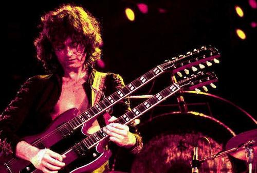 This is Jimmy Page fans club,Jimmy Page is the best guitarist forever,Stairway To Heaven,Kashmir and Rock And Roll
@ledzeppelin @jimmypagecom