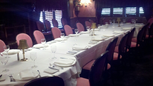 Authentic northern italian restaurant.In addtion to the main dining room we have two beautiful private rooms and a bar area with two hd tvs.