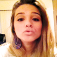 Hey , loirinha te amo muito