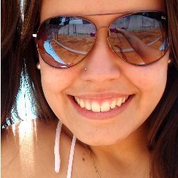 quem se define, se limita.