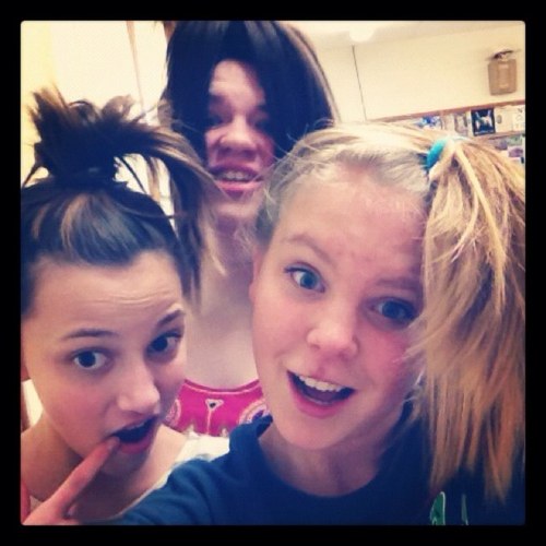 My name is Kali!!!!!!! 
1/5 have followed me on instagram:) (from 1D) Instagram is @kali_calkins