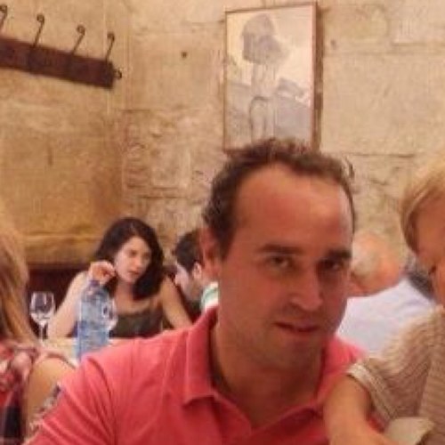 albertocs76's profile picture. 