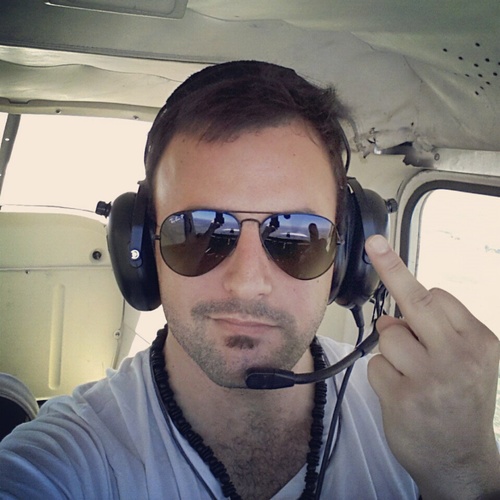 alesobrinor's profile picture. 