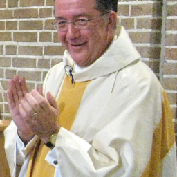 martinuslos's profile picture. Pastoor-emeritus. oud-bisschoppelijk gedelegeerde voor oecumene (2018-2024).   Leidsche Rijn.  Auteur van #Rouwopmijndak. Tweets op persoonlijke titel