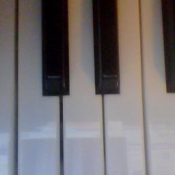 Music is my life, playing it, listening to it, and folowing my favourite artists 3