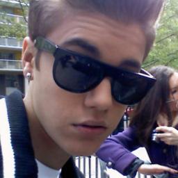 Follow me and I follow you back. My dream is to meet Justin Bieber. Never Say Never :)
