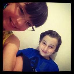 @larimanoela E  @leo_belmonte  os casais mais bonitos de carrossel