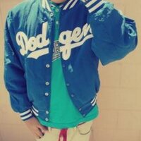 V. (@cristiandodgers) 's Twitter Profile