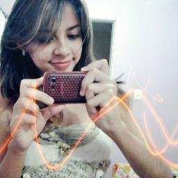 Quando você se perguntar até onde deve ir por alguém, responda: até onde você queria que alguém fosse por você?