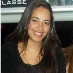 Chama as amigas põe o shortinho,
                    Meu deus aumenta esse 
                                #calor..                             ♥