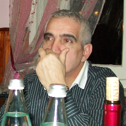 agente commerciale categoria bar....e in particolare grande tifoso juventino........