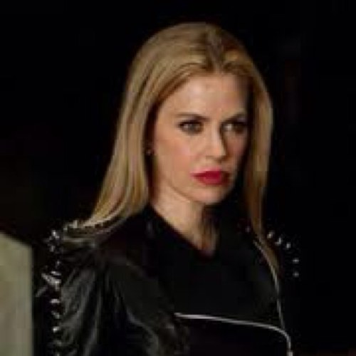 A pure hearted bitch who was created by #EricNorthman.My twin sister is @PamelaSwynford1 ||mc-rp-single||au||20+