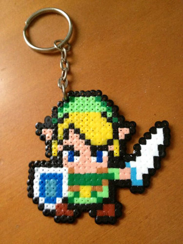 Hamapixelart's profile picture. Galería de imagenes para compartir nuestros diseños con #hamabeads. Mencionadme si quereis compartir las vuestras. 
Dadle a me gusta :)