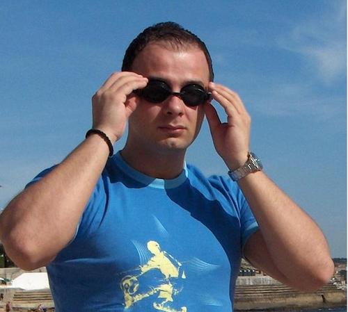 Finance and business process management professional. Passionate about motorsports, running, skiing, also hi-tech and music.