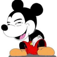 comcom444's profile picture. 