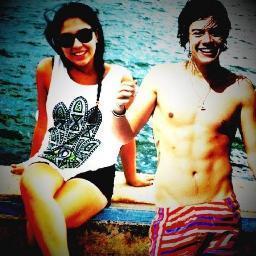 I'm @1DFansNewYork 's TL ♥ If i'm following please follow back :) If i'm not ask for a follow ! Massive Directioner here :D