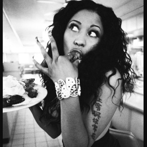 NickiMinajsLife's profile picture. Onika Tanya Maraj joined by #RomanZolanski #Martha #PointDexter #HarajukuBarbie #NickiTeresa #Rosa #Cookie and #NickiMinaj