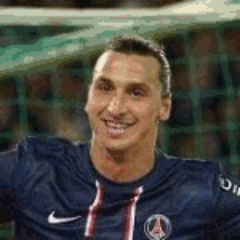 Infos, vidéos, articles, commentaires, coups de gueule, voici mon twitter Zlatan-SG ! Retrouvez-moi également sur facebook, je manque de Like :)