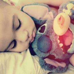 Funny ! With lots of dreams!

Quand on veut , on peut ! Je te veux je peux ?