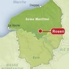 Se promener à pied à Rouen, respirer son âme, écouter ses vielles pierres, un souffle venu de loin ...