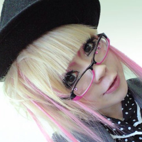 Ohayou , My name is Takulu~ || Cosplayer || Rp || Mention for followback || Kawaii Cosplay || ~ Other than that I hope we get along! ♥