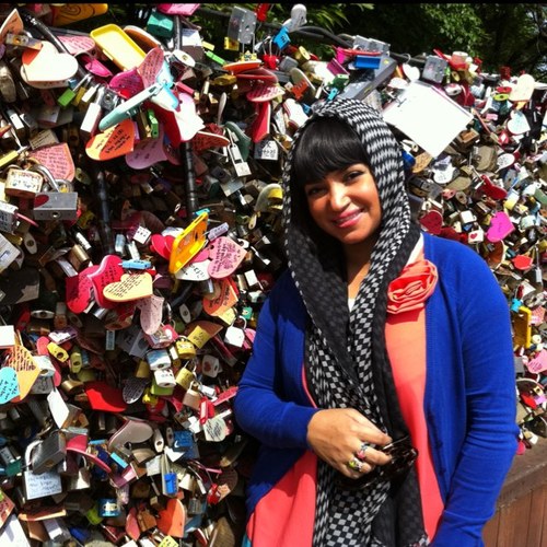 Writer & TV Reporter with Emirates News.