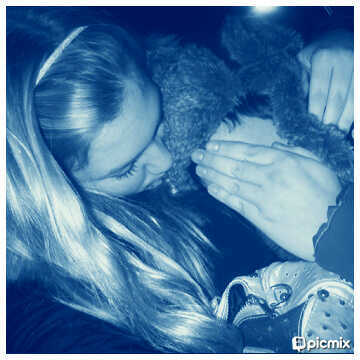 16 jaar | edudelta | ping : 2A47C327 | hou het meest van @rickiixx | pierced |