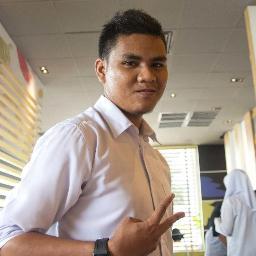 ApisApixApek's profile picture. 