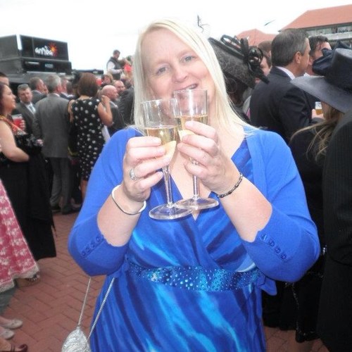 lyons21's profile picture. Wrexham AFC & Wales Fan ⚽️⚽️⚽️🏴󠁧󠁢󠁷󠁬󠁳󠁿🏴󠁧󠁢󠁷󠁬󠁳󠁿🏴󠁧󠁢󠁷󠁬󠁳󠁿