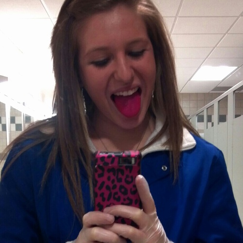 Lil_Red_Schloop's profile picture. Volleyball. Softball. Boyfriend. Fun times. Are my life!