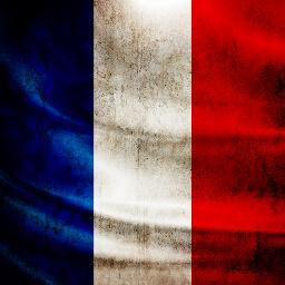 À droite toute

#RN #MLP #BleuMarine. 

Bloqué par @sos_racisme et autres démocrates.