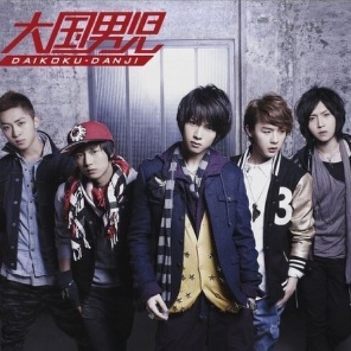 TheBoss_trans's profile picture. 大国男児のTweetを翻訳しています。
대국남아트윗번역하고있습니다.
(12.11.25~)