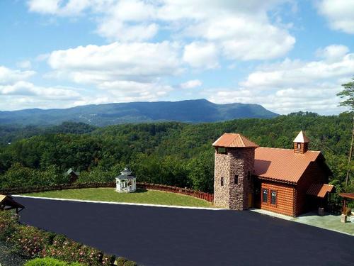 Angel's View Wedding Chapel is located in the heart of The Great Smoky Mountains. Say "I Do" with beautiful views and mountains surrounding you.