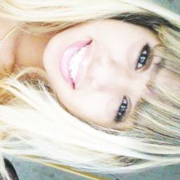 € Đ Р  , 
      Soolteiira  , ciumeta pra caralh , Chata , Amiga , conselheira, estrovertida , .   Se enteressou ? Intaaum siga que eu suigo de volta (y