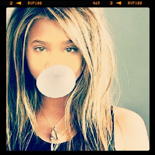 African/Tanzania/15/Young/Lady/Love/Fashion/Mode/style/Romantic/Dramas/Songs/About/Love/Life/
So/Follow/Me ^.^ x