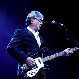 English #singer #songwriter and #musician, long-time member of British band #10cc @10ccWorld.
