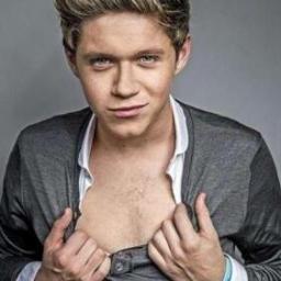 1DxSempre_'s profile picture. Ciao!Mi chiamo Maria,ho 16 anni e la mia passione più grande sono i #1D // @NiallOfficial è il mio tutto // Fiera di essere #directioner // #Potatoooo