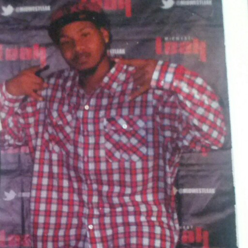 young and thugn daily hustlin chick magenetae