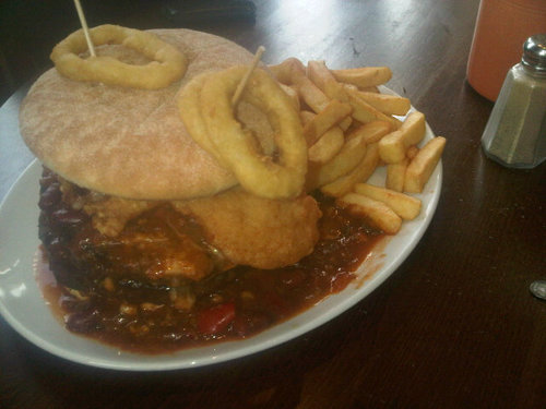 My mission is to find the best places to eat in Greater Manchester UK. Happy Tweeting.