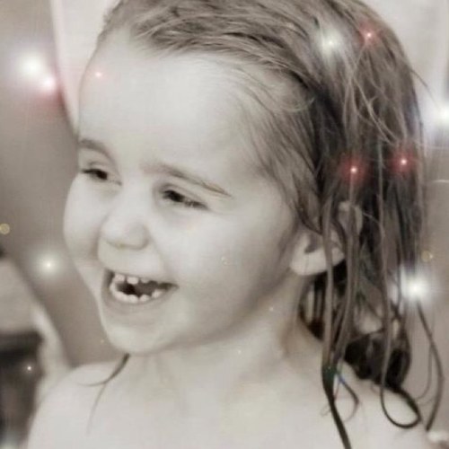 My name is Olivia, I have a life limiting illness called 'Alexander' Please follow my story & help create memorys my family can treasure for ever.