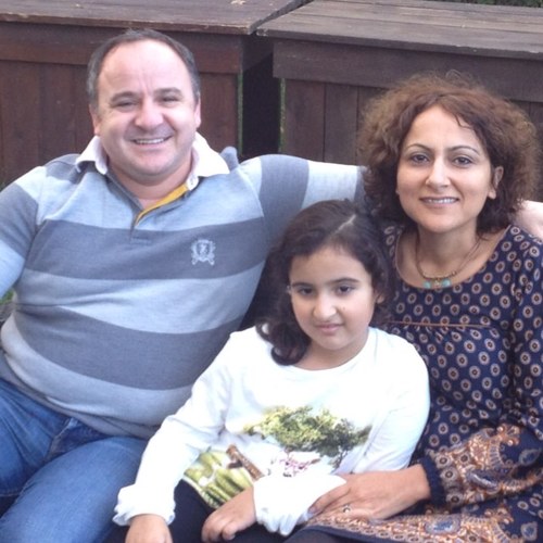 Eğitim Yöneticisi 
Bilişim Teknolojileri Öğretmeni