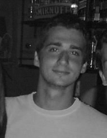 - Geek - DevOps, futuro Sec - Jogador meia boca de CSGO nas horas vagas - Torcedor do Mengão