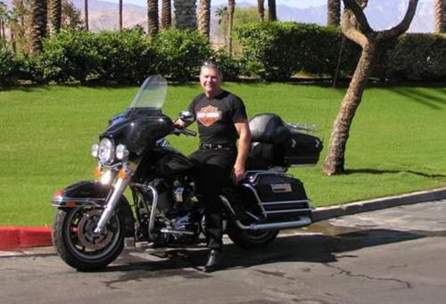 Civil Engineer. Traveller, USA, hiking & adventure, Harley Davidson.