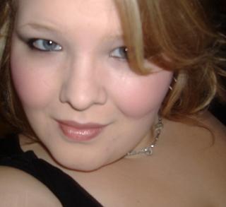 supersizedivory's profile picture. 